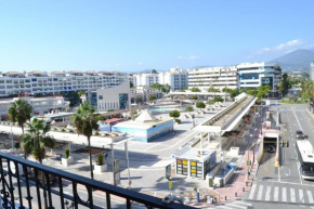 Puerto Banús Plaza views - RDR121